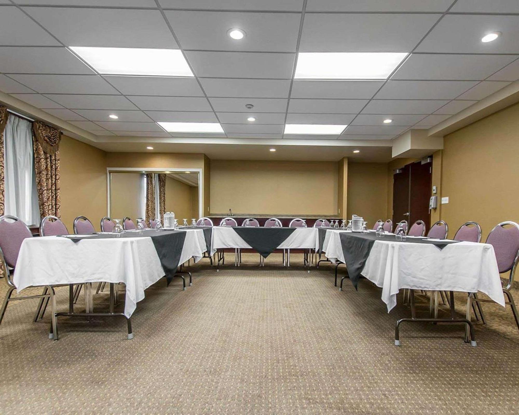 Quality Inn & Suites Bay Front Sault Ste. Marie Εξωτερικό φωτογραφία
