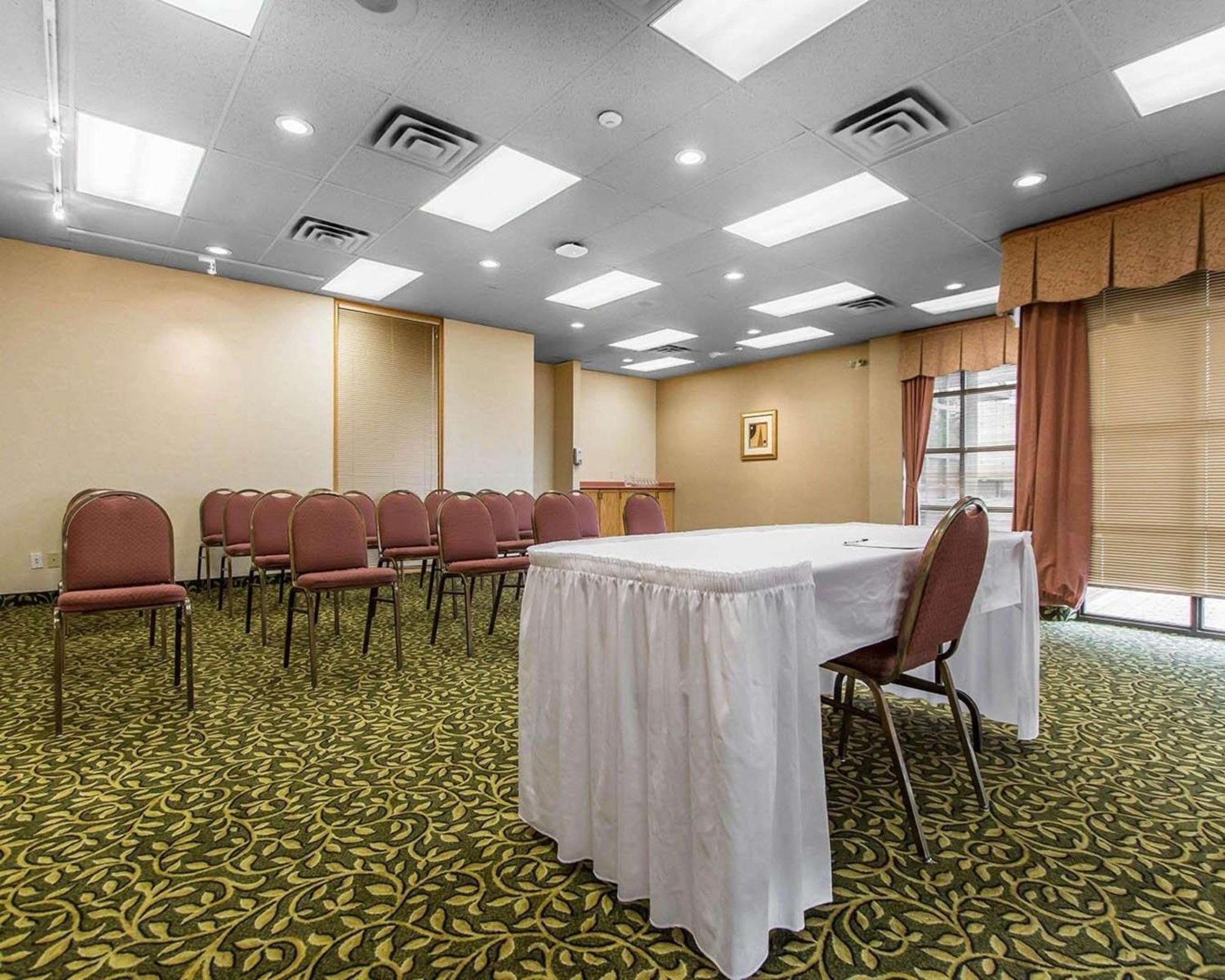 Quality Inn & Suites Bay Front Sault Ste. Marie Εξωτερικό φωτογραφία