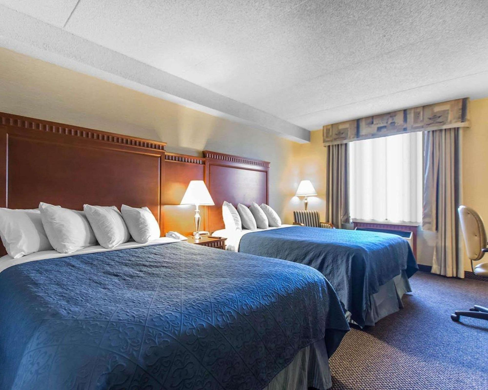 Quality Inn & Suites Bay Front Sault Ste. Marie Εξωτερικό φωτογραφία