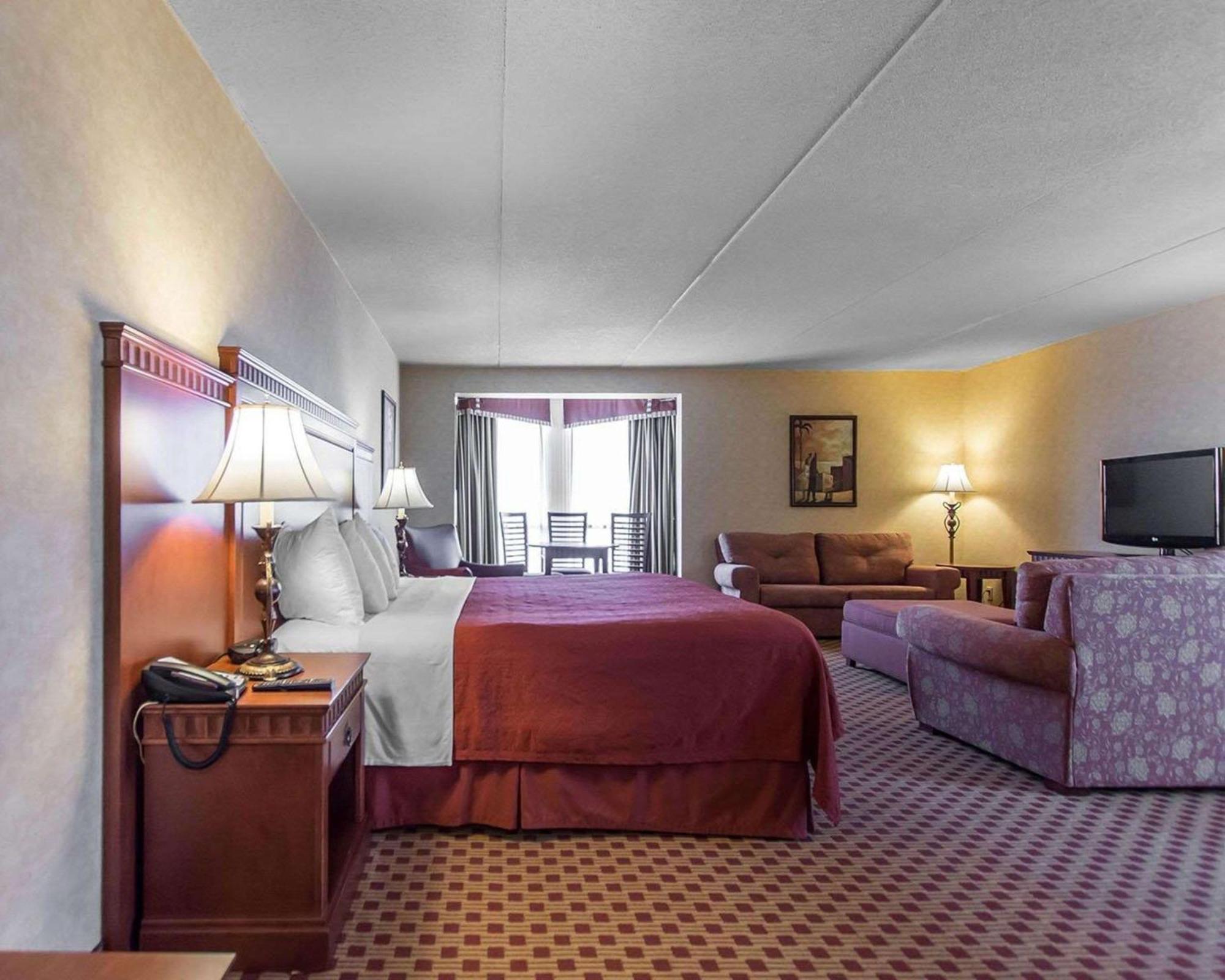 Quality Inn & Suites Bay Front Sault Ste. Marie Εξωτερικό φωτογραφία