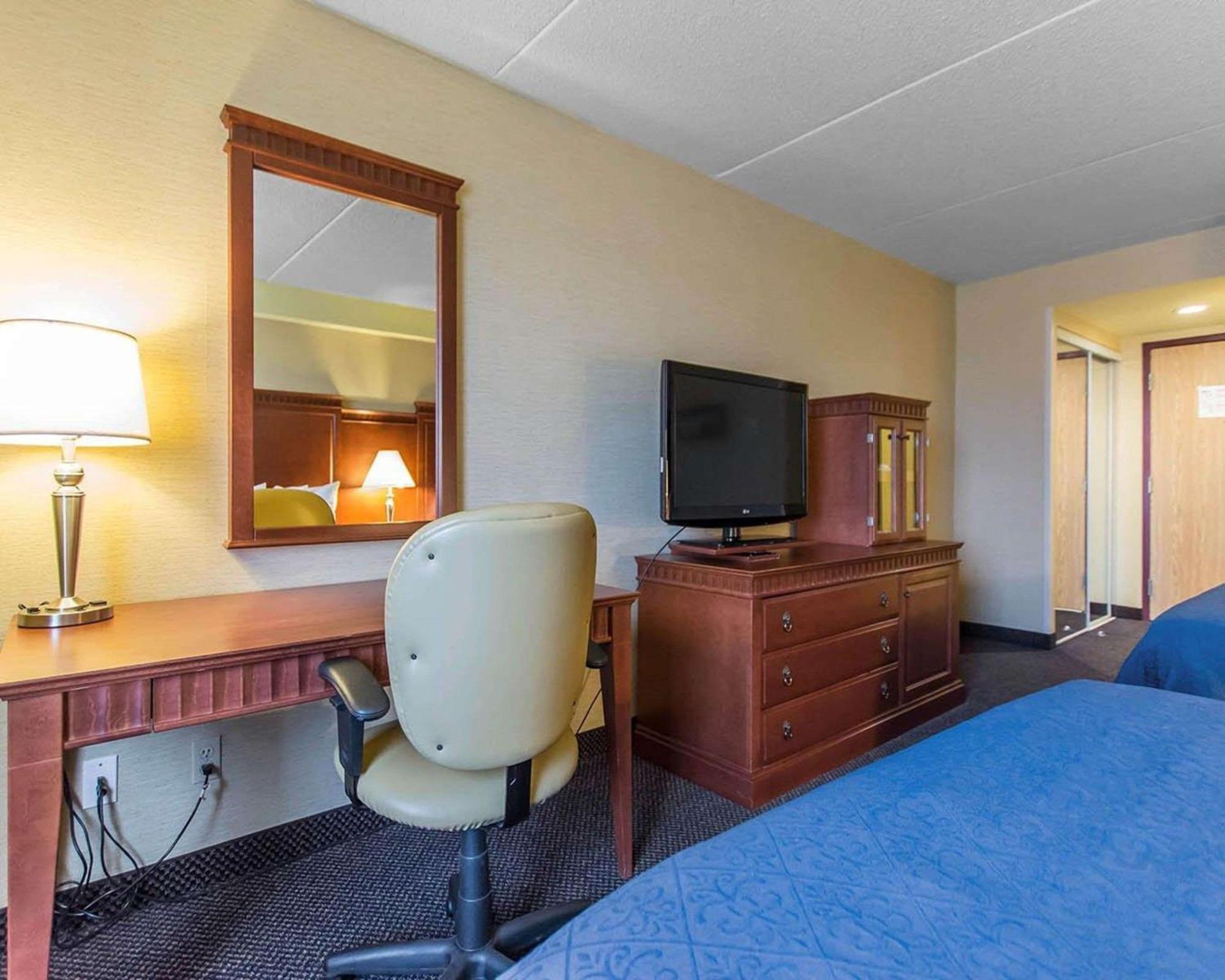 Quality Inn & Suites Bay Front Sault Ste. Marie Εξωτερικό φωτογραφία